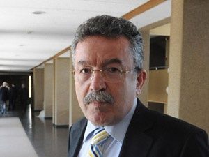 Üniversitelerde asker üyelere veda