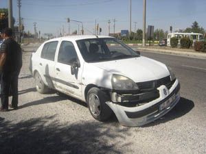 Hırsız polise çarptı