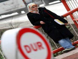 Özcan : Dersten çıkarılan bize haber versin