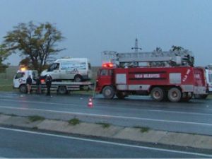 Konyada et yüklü kamyon devrildi:1 ölü