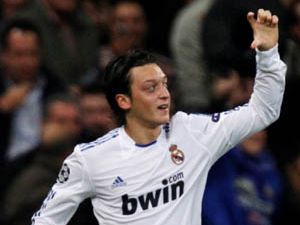 Mesut Altın Topa aday