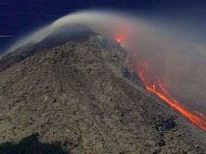Endonezyada Merapi tekrar patladı