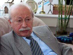 Gazetecilerden Oktay Ekşiye tepki