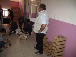 İHHdan öğrencilere bayramlık hediyesi