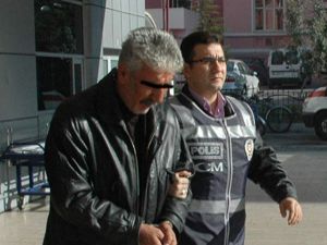 Buzdolabındaki yoğurt kabından esrar çıktı