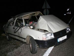 Beyşehirde otomobil devrildi: 1 ölü, 4 yaralı