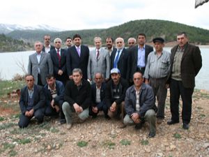 Dügen ilçe sorunlarını yerinde dinledi