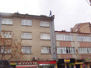 Borcu ödeyemeyince intihara kalkıştı