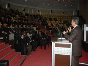 Gençlerimiz için elimizden geleni yapıyoruz