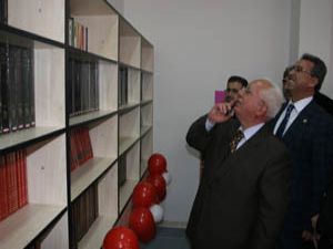 13 okula 13 yeni kütüphane