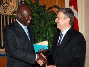 Senegal Büyükelçisi Akyüreki ziyaret etti