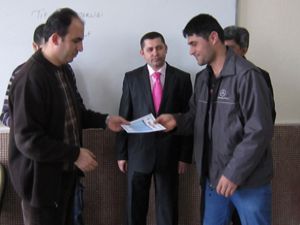 Gençlerimizin yetişmesi için kurs açıyoruz