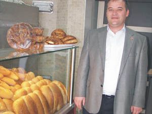 Türkiyede günde 4 milyon ekmek çöpe