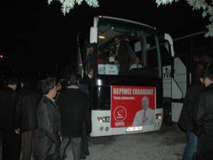 Binlerce kişi Konyadan hareket etti