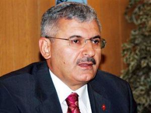 Bakanın helikopteri düşme tehlikesi atlattı