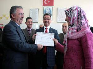 Okuma - yazma öğrenenlere sertifika