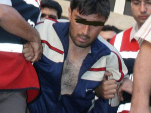 Polis katili akıl sağlığı için adli tıpa gidecek