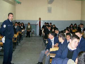 Öğrencilere trafik eğitim semineri