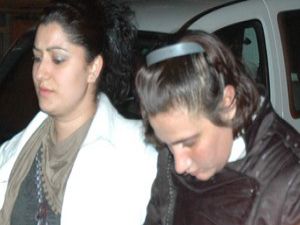 78lik dedeyi evlendireceğiz diyerek soydu