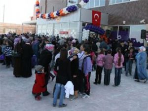 Adese bir şube daha açtı