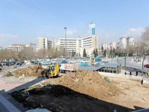 Hacıveyiszade çevresi meydan haline getiriliyor