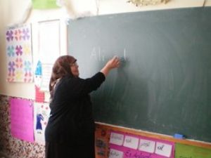 57 yaşında okuma yazma öğrendi