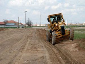 Çomaklıda yol açma çalışmaları sürüyor