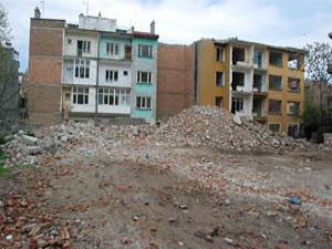 Kamulaştırma ve yıkım çalışmaları devam ediyor