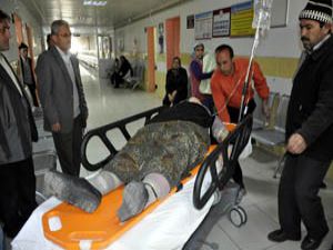 Kılıçdaroğlunun konvoyu kaza yaptı