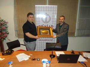 Genç MÜSİADdan okuma projesi