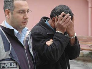 Uyuşturucu satıcısı baba ile oğlu tutuklandı