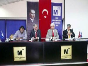 Stajyerlere meslek ilişkilerini öğretiyoruz