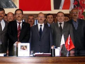 "Ülkeyi kaosa sürüklemek isteyenler var!"