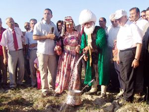 Nasrettin Hoca göle bu sefer para mayalacak