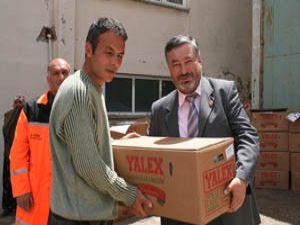 Çilek fidanları törenle dağıtıldı