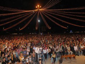 Konser için Konyaya geliyorlar
