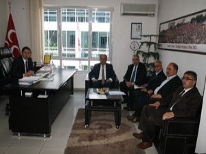 İskenderpaşa cemaati MHPyi ziyaret etti