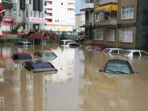 Ladik Belediyesinden sel tehdidine önlem