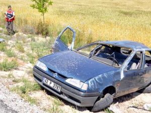 Otomobil takla attı;16 yaşındaki genç öldü