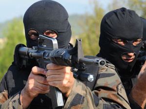 5 özel harekatçı tutuklandı