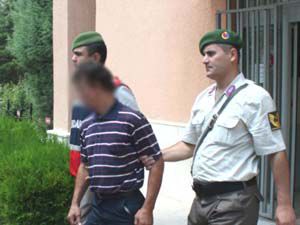 Uyuşturucu operasyonuna 8 tutuklama
