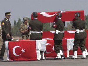 Şehit cenazeleri memleketlerine uğurlandı