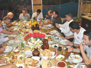 Seydişehirli iş adamları iftarda buluştu