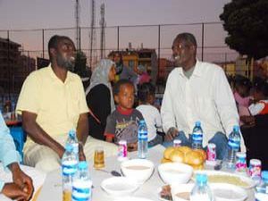 Erenler Mahallesi Büyükşehirin iftarında buluştu