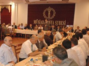 İş ve siyaset dünyası MÜSİADda bayramlaştı