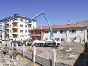 Halkapınarda park ve bahçe çalışması