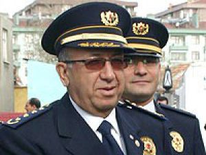 Salih Tuzcunun babası vefat etti