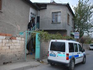 Konyada yaşlı adamı 3 kişi darp etti