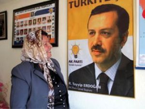 Azeri Feride Ercan Erdoğana şiir yazdı
