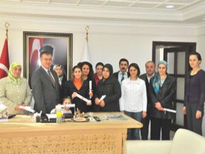 Akşehirde kursiyerlere sertifikaları verildi